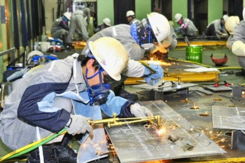 Cơ hội việc làm tại Hàn, Nhật với chính sách mới