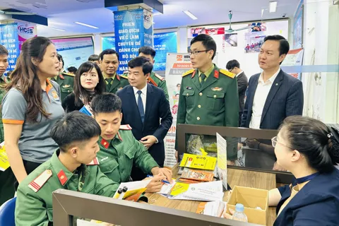 Hà Nội giải quyết việc làm cho bộ đội xuất ngũ với thu nhập hấp dẫn