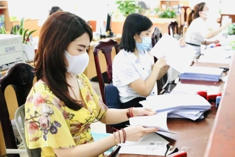 Cân nhắc đề xuất cán bộ công chức thuộc đối tượng tham gia bảo hiểm thất nghiệp