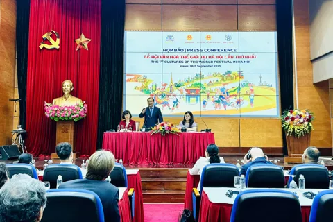Nhiều hoạt động đặc sắc tại Lễ hội Văn hóa thế giới tại Hà Nội lần thứ nhất