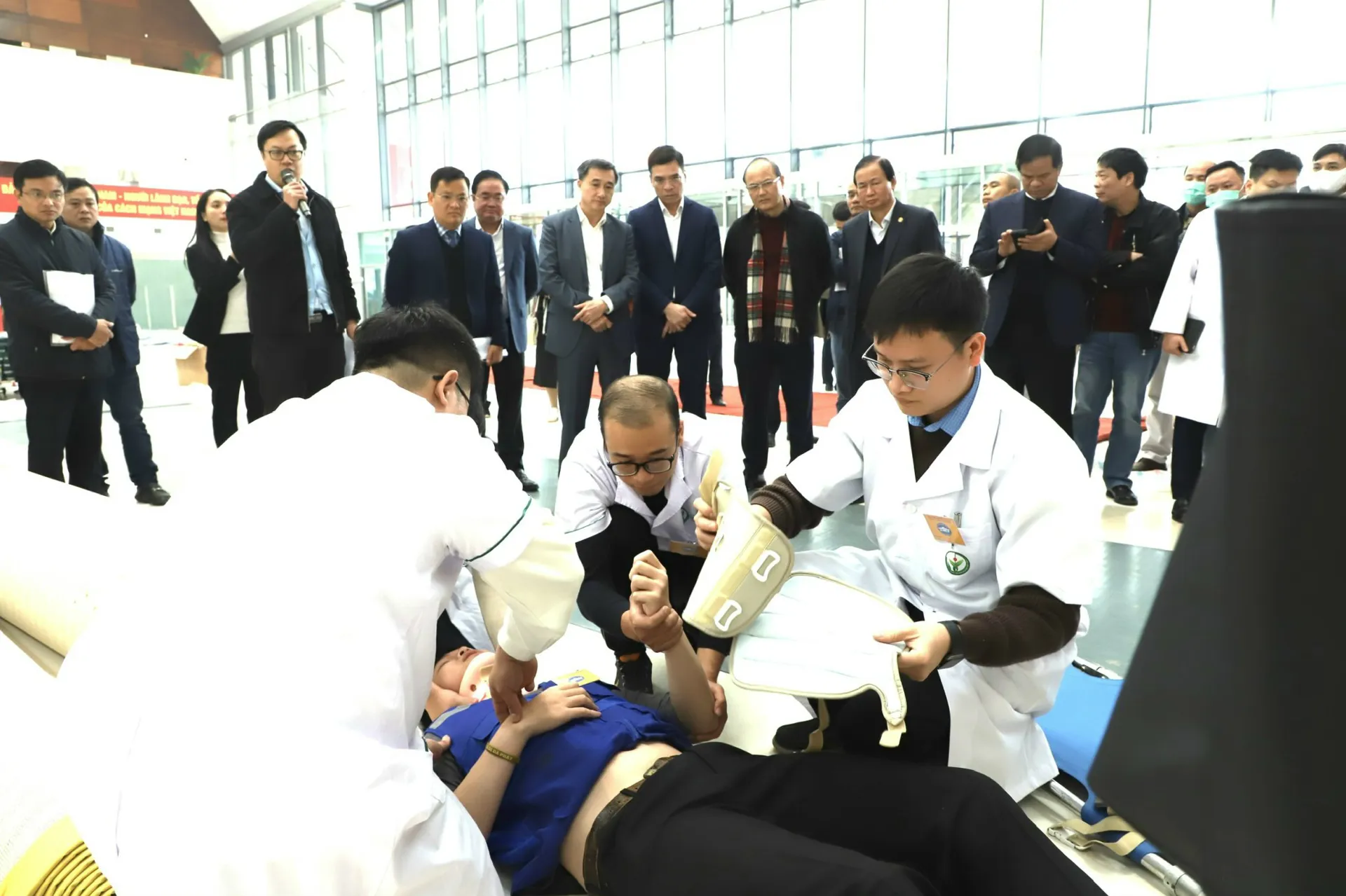 Diễn tập bảo đảm công tác y tế phục vụ Đại hội đại biểu toàn quốc lần thứ XIV của Đảng
