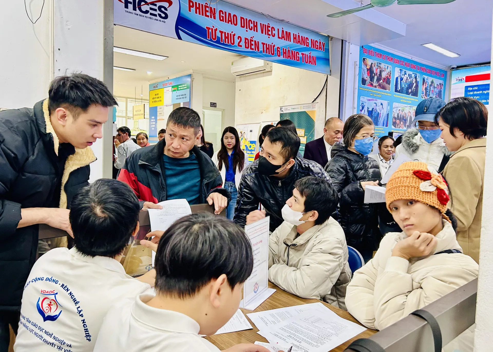 Phiên GDVL giúp người khuyết tật có việc làm và cuộc sống tự lập