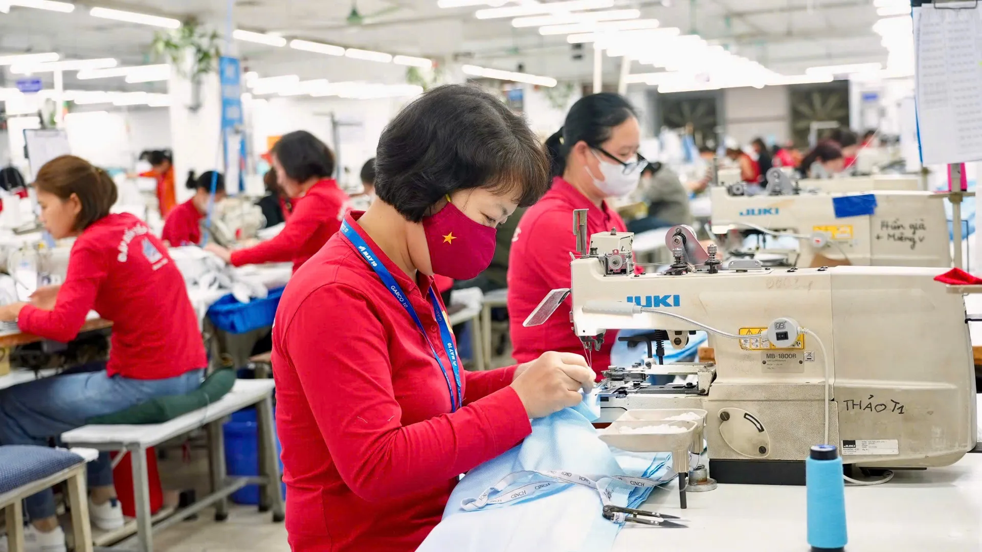 Không thể đánh đổi sức khỏe để tăng tuổi nghỉ hưu lên 65