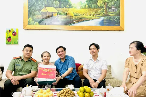 Hà Nội chi 3.130 tỷ đồng chăm lo cho người có công với cách mạng