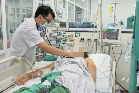 Hà Nội: Sốt xuất huyết và tay chân miệng tiếp tục gia tăng, nhiều ổ dịch phức tạp