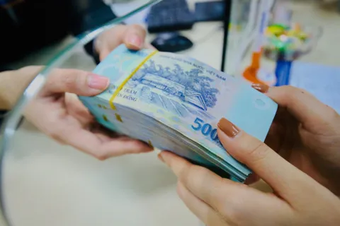 Doanh nghiệp sáp nhập, chia tách, người lao động được đảm bảo quyền lợi gì?