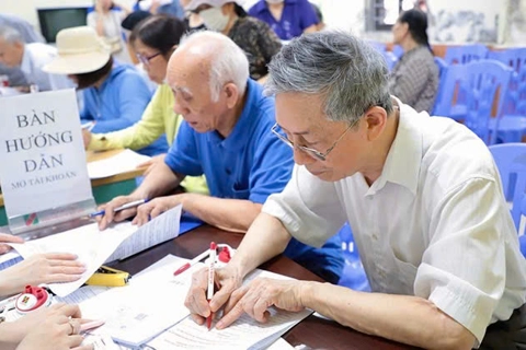 Người 60 tuổi trở lên được trợ cấp hàng tháng từ 1/7/2025
