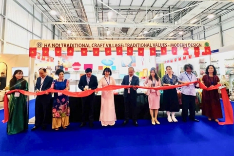 Hà Nội tham gia xúc tiến thương mại tại Hội chợ Home & Gift năm 2025
