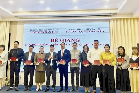 Hà Nội: nâng cao chất lượng đội ngũ cán bộ làm công tác dân tộc