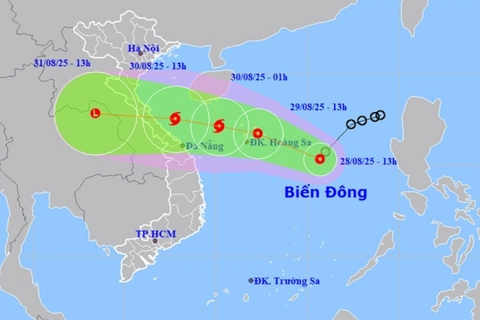 Nguy cơ bão số 6 đổ bộ miền Trung