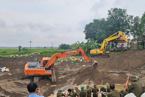 Huy động toàn lực khắc phục sự cố nghiêm trọng trên tuyến đê sông Cầu tại Bắc Ninh