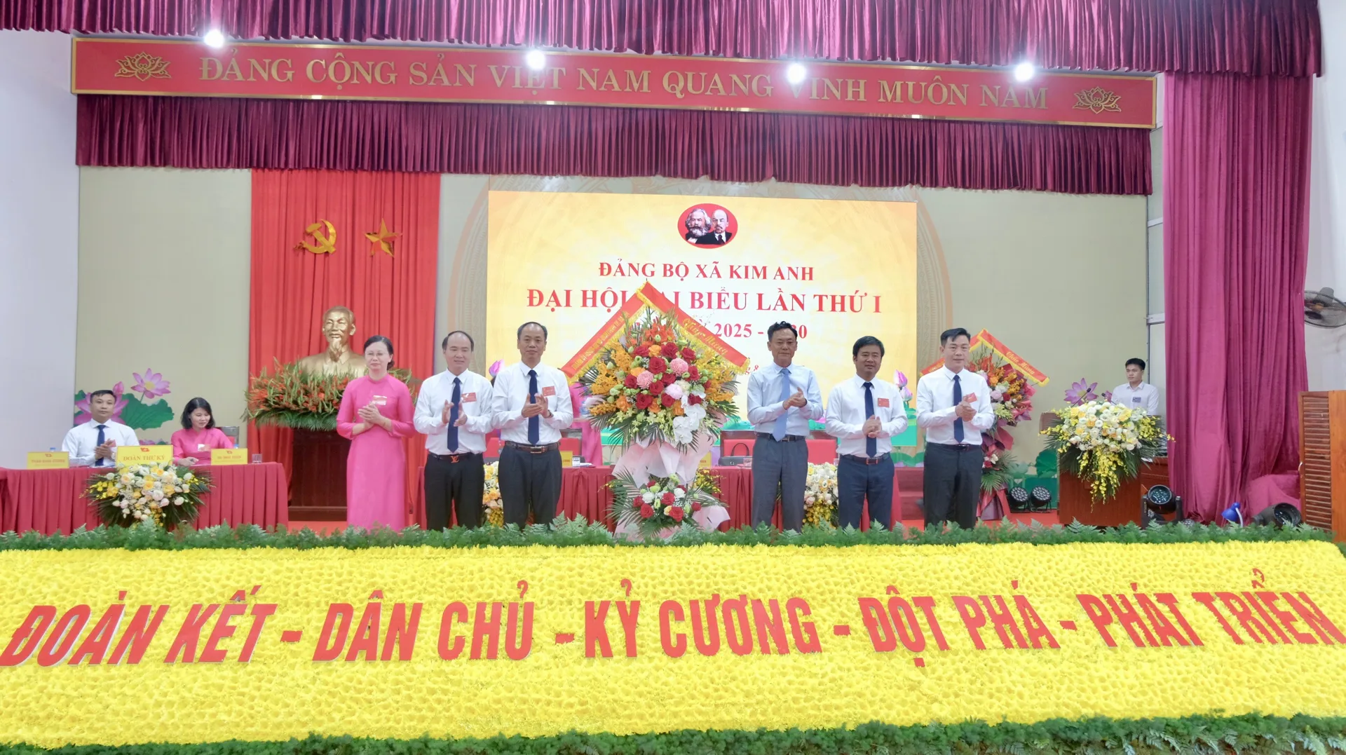 Phát triển xã Kim Anh văn minh, hiện đại, Nhân dân hạnh phúc