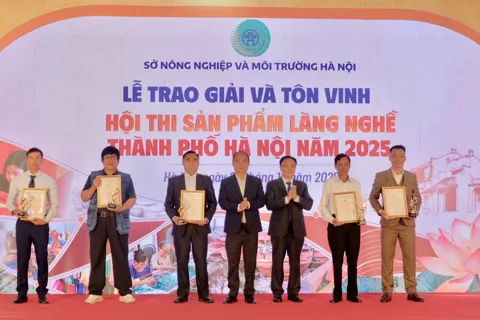 Tôn vinh 125 sản phẩm làng nghề Hà Nội tiêu biểu năm 2025