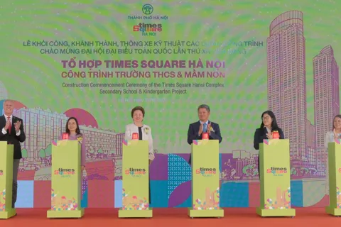 Phó Chủ tịch UBND TP Hà Nội Nguyễn Mạnh Quyền dự lễ khởi công Dự án Tổ hợp Times Square