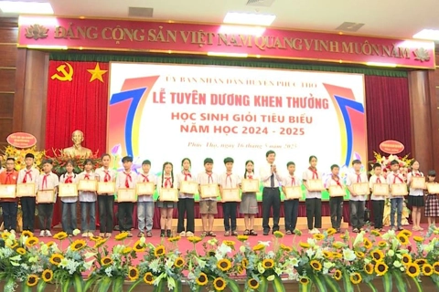 Xây dựng trường học thành nơi ươm mầm ước mơ, khuyến khích tài năng phát triển
