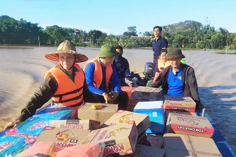 Các tổ chức quốc tế chung tay hỗ trợ người dân ảnh hưởng bão lũ