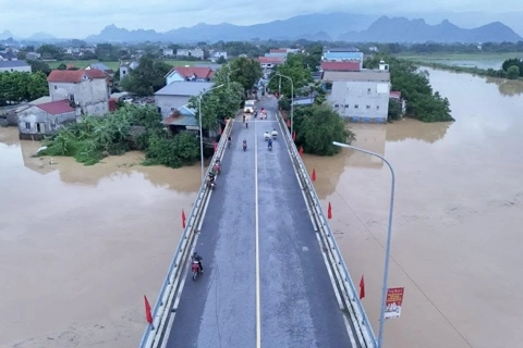 Hà Nội: báo động lũ trên 6 tuyến sông, hàng chục xã phường nguy cơ ngập lụt
