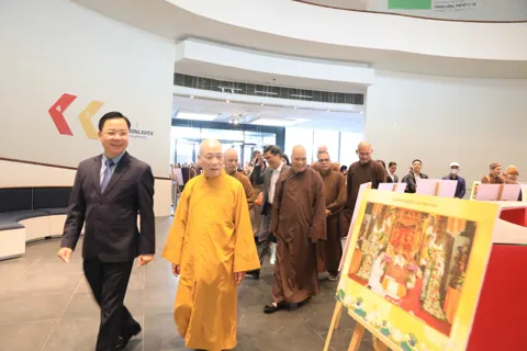 Khai mạc không gian trưng bày nghệ thuật và triển lãm ảnh Phật giáo Thủ đô