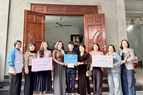 Xã Nội Bài: “Mẹ đỡ đầu” tiếp sức trẻ mồ côi