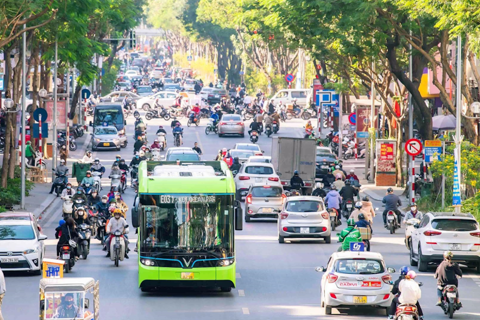 Chuyển đổi năng lượng xanh - hướng đi bền vững cho các đại đô thị