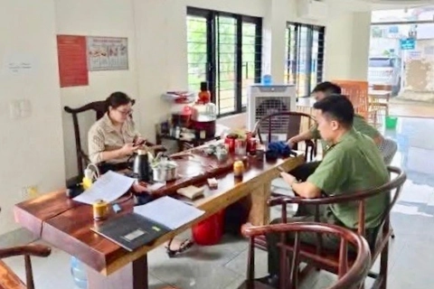 Xã Nội Bài: tăng cường rà soát cơ sở lưu trú, hỗ trợ tạm trú cho người nước ngoài
