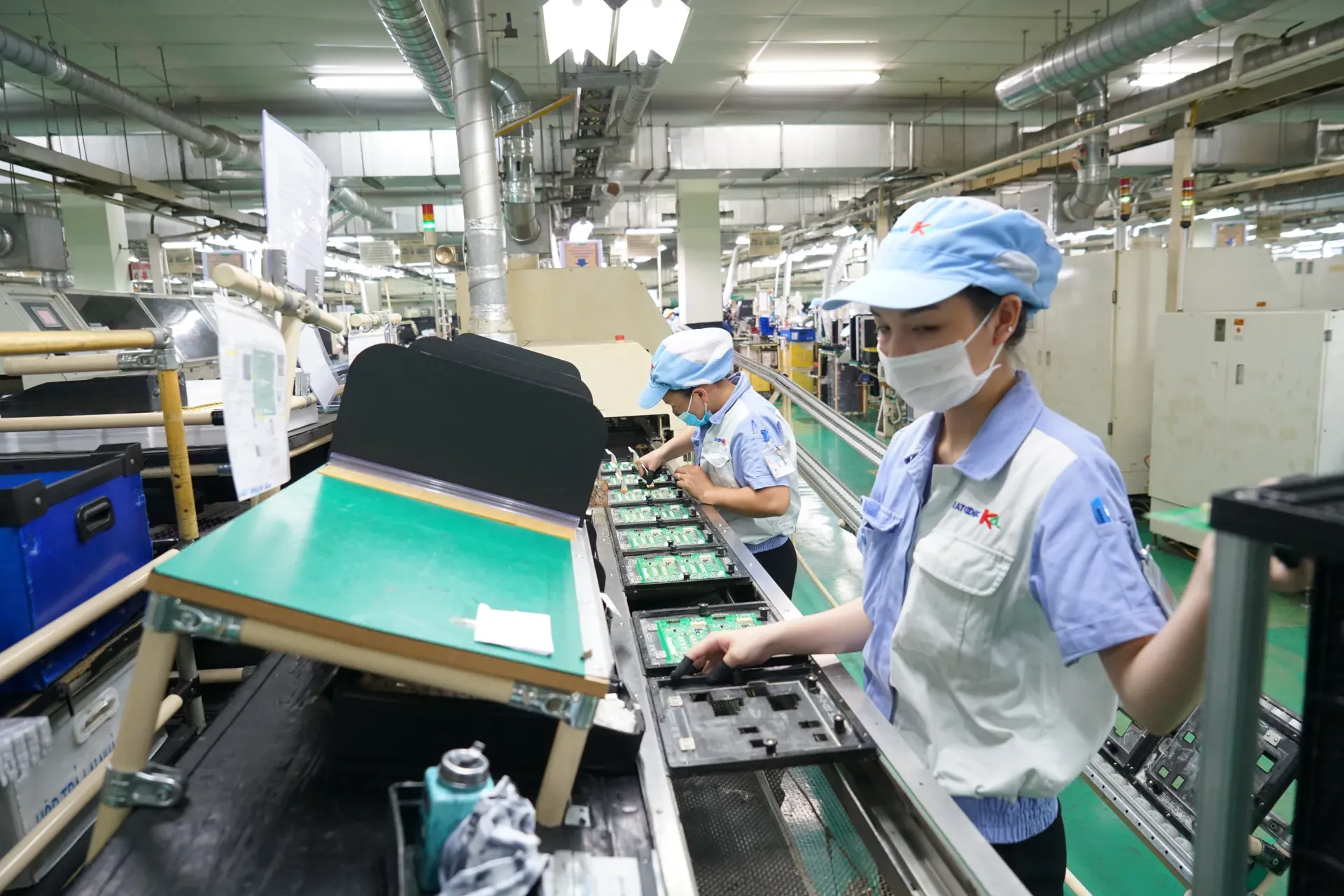 Hà Nội phấn đấu đến hết năm 2030 tỷ trọng đóng góp kinh tế tư nhân đạt 55 - 60% GRDP