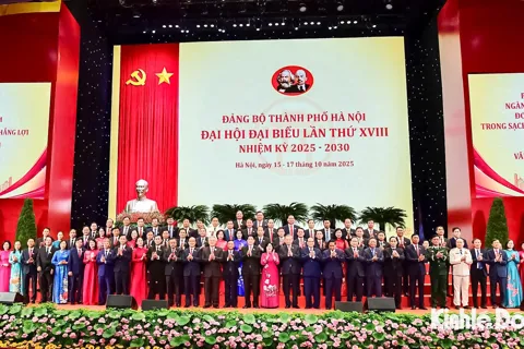 Công bố danh sách Ban Chấp hành Đảng bộ Thành phố Hà Nội khóa XVIII nhiệm kỳ 2025 - 2030, gồm 75 đồng chí