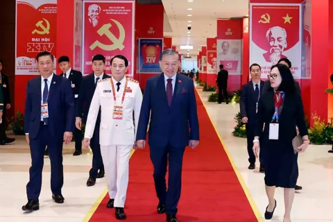 Lãnh đạo Đảng, Nhà nước và đại biểu dự phiên họp trù bị Đại hội XIV của Đảng