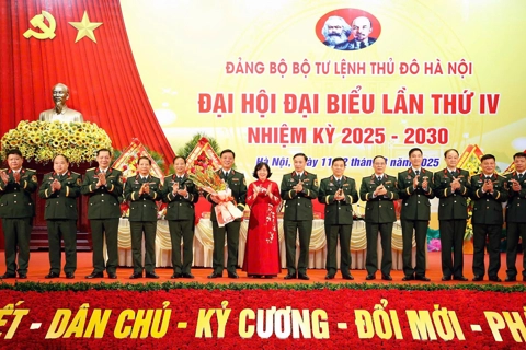 Đồng chí Bùi Thị Minh Hoài giữ chức Bí thư Đảng ủy Bộ Tư lệnh Thủ đô Hà Nội
