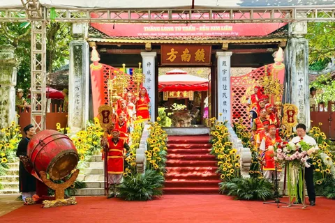 Phường Văn Miếu - Quốc Tử Giám dâng hương tưởng nhớ Thần Cao Sơn Đại Vương