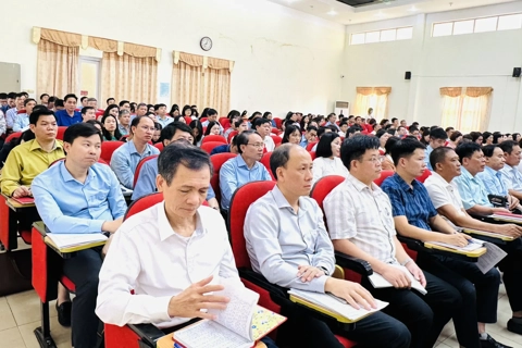 Thành ủy Hà Nội chỉ rõ 6 nguyên tắc sắp xếp, bố trí cán bộ xã, phường mới