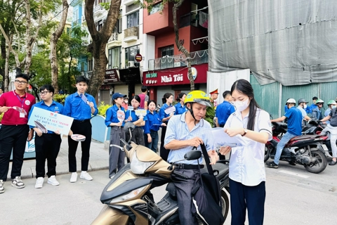 Quận Đống Đa tạo điều kiện thuận lợi, hỗ trợ tối đa cho thí sinh dự thi vào lớp 10