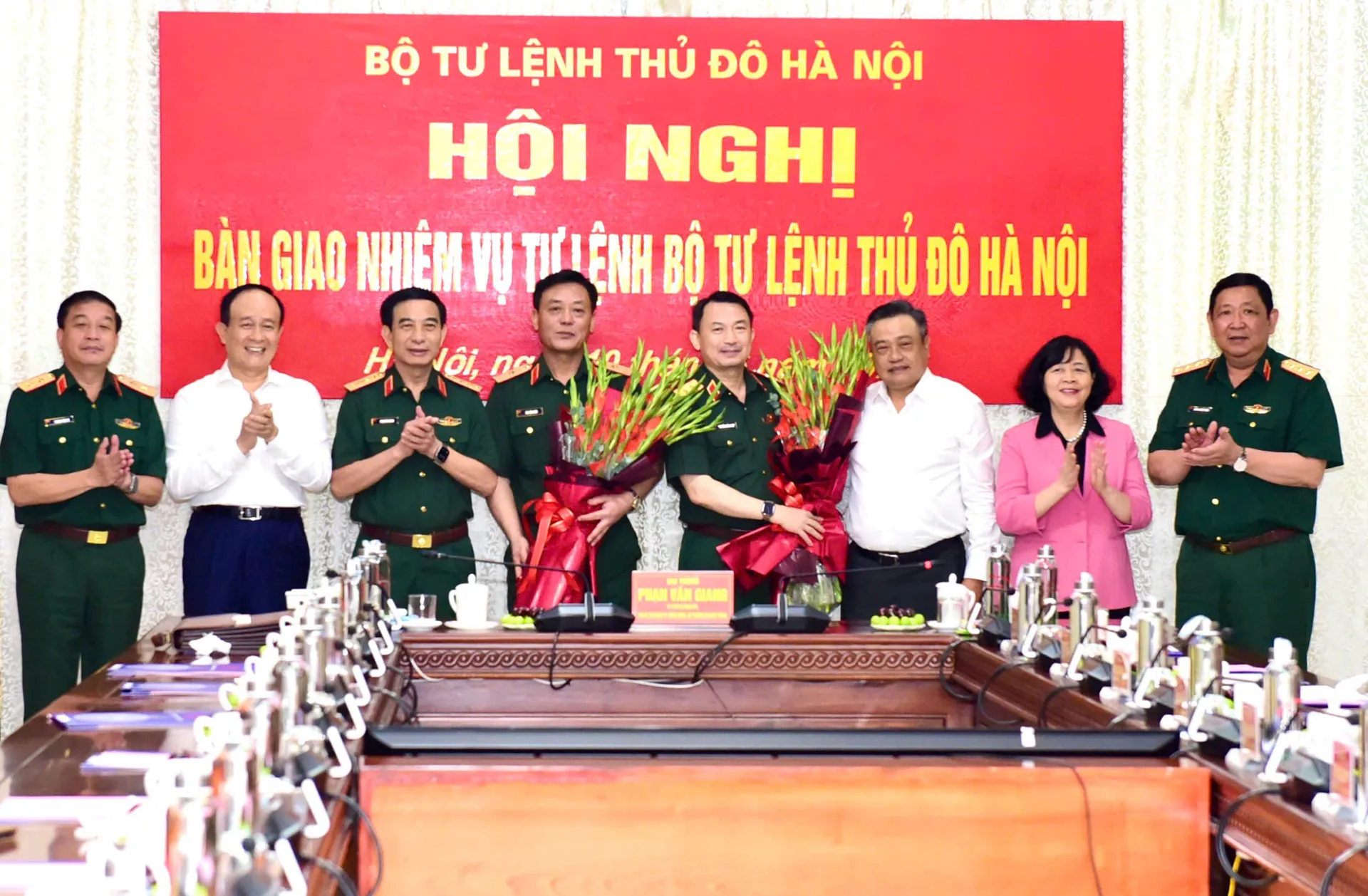 Thiếu tướng Đào Văn Nhận giữ chức Tư lệnh Bộ Tư lệnh Thủ đô Hà Nội