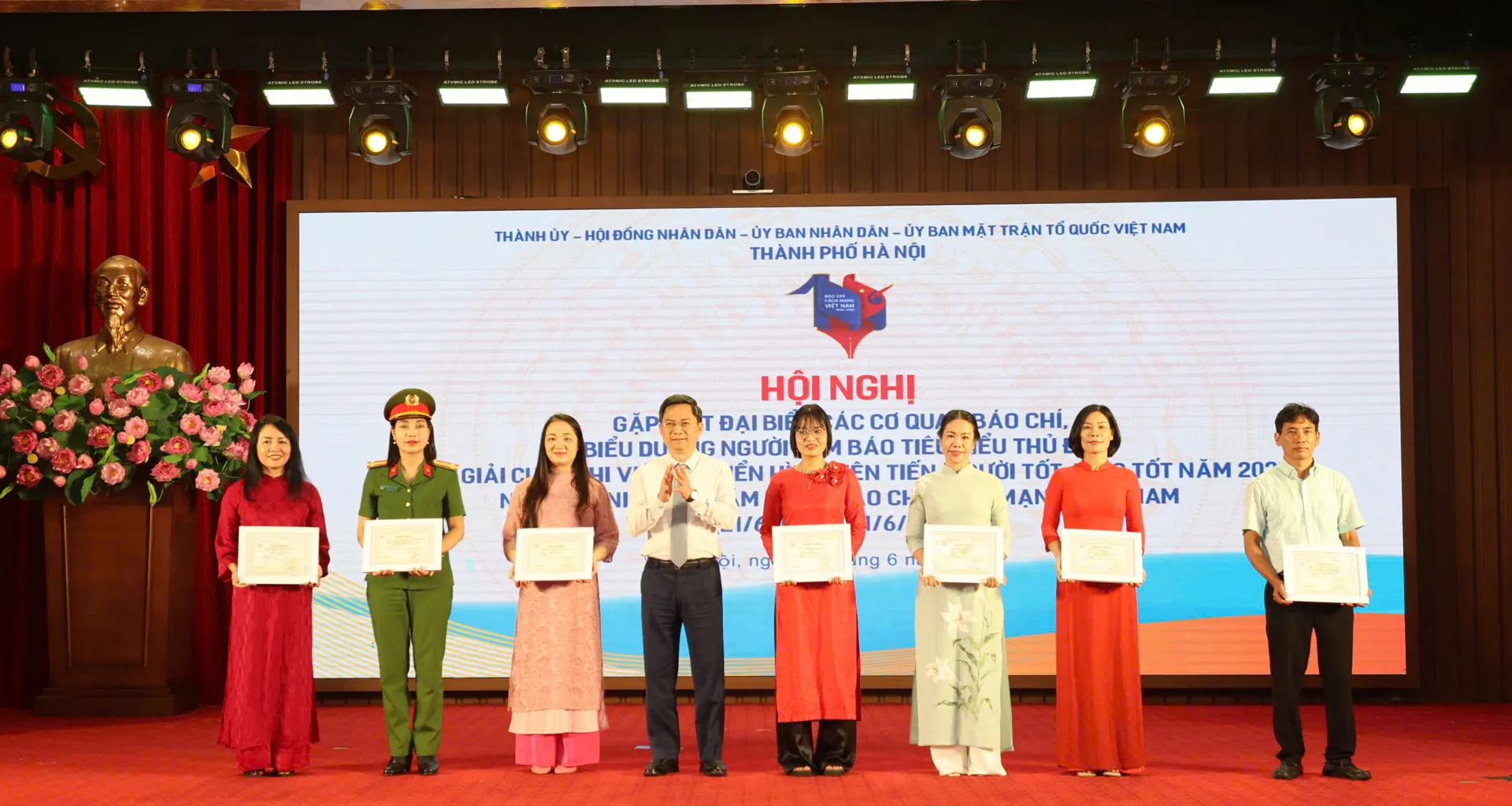 Hình ảnh 13