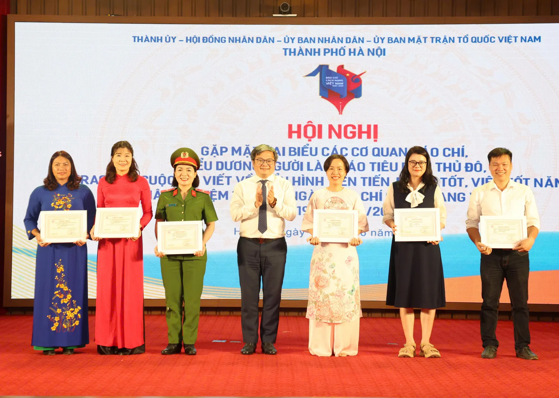 Hình ảnh 12