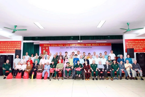 Phường Kim Liên tri ân người có công với cách mạng nhân dịp Quốc khánh 2/9
