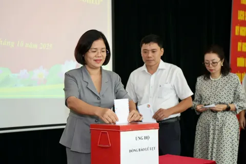 Phường Láng phát động ủng hộ Quỹ Vì người nghèo, đồng bào bị thiên tai