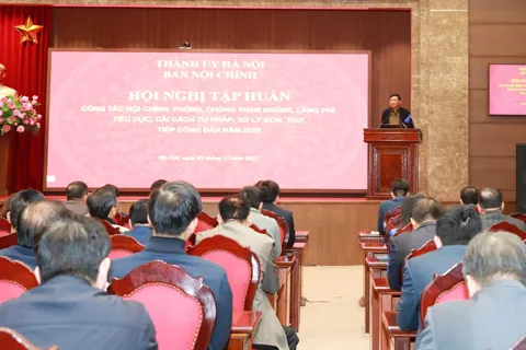 Cán bộ Thủ đô được bồi dưỡng nghiệp vụ nội chính, phòng chống tham nhũng