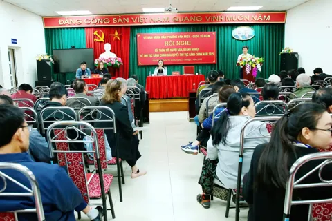 Phường Văn Miếu – Quốc Tử Giám đối thoại, giải đáp hàng loạt thủ tục hành chính người dân quan tâm