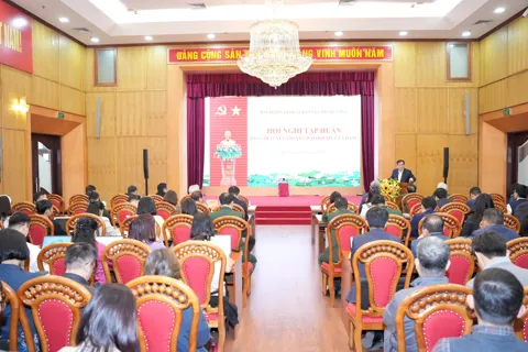 Đổi mới tư duy, cách làm tuyên truyền về Đại hội XIV của Đảng