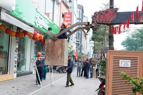 Phường Đống Đa đẩy mạnh chỉnh trang đô thị chào mừng Đại hội XIV của Đảng
