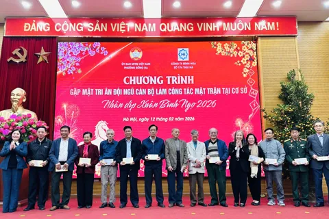 Phát huy vai trò “cánh tay nối dài”, phường Đống Đa chăm lo Tết gần 1.500 gia đình