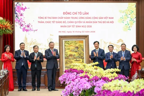 Tổng Bí thư Tô Lâm thăm, chúc Tết Đảng bộ, chính quyền, nhân dân Thủ đô Hà Nội