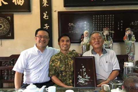 Tinh hoa Việt ở làng nghề trăm năm Chuyên Mỹ