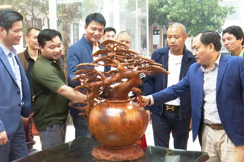 Phú Xuyên chuẩn bị tổ chức “Lễ hội vinh danh làng nghề và Tuần văn hoá, du lịch, thương mại làng nghề năm 2025”