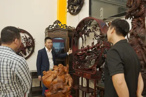 Xã Phú Xuyên đưa sản phẩm làng nghề truyền thống vươn xa hơn nữa