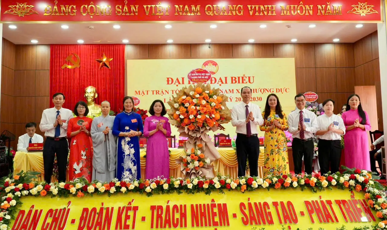 Mặt trận Tổ quốc xã Phượng Dực luôn “nghe dân nói, nói dân hiểu, làm dân tin”