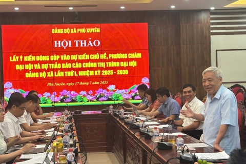 Xã Phú Xuyên: lấy ý kiến góp ý dự thảo Văn kiện Đại hội Đảng bộ xã lần thứ I
