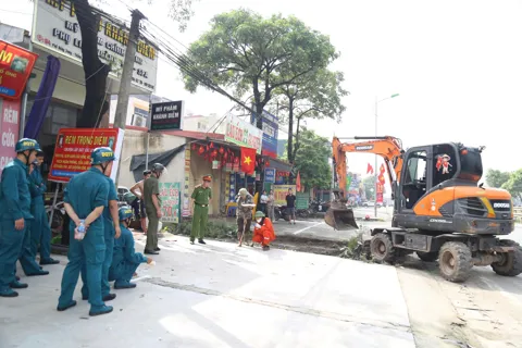 Xã Chương Dương cương quyết giải tỏa dứt điểm hàng loạt vi phạm thuộc các “điểm nghẽn”