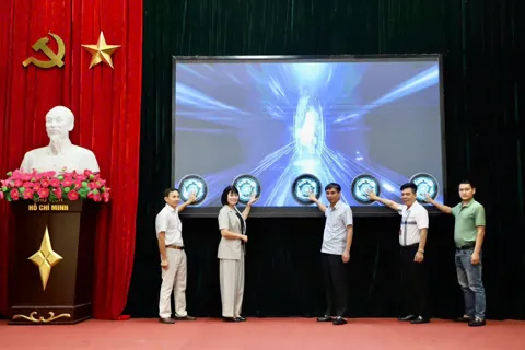 Xã Hồng Vân: ra mắt trang Zalo và facebook “Xã Hồng Vân - Thành phố Hà Nội”